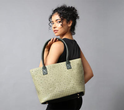 SUGAR PLUM GREEN