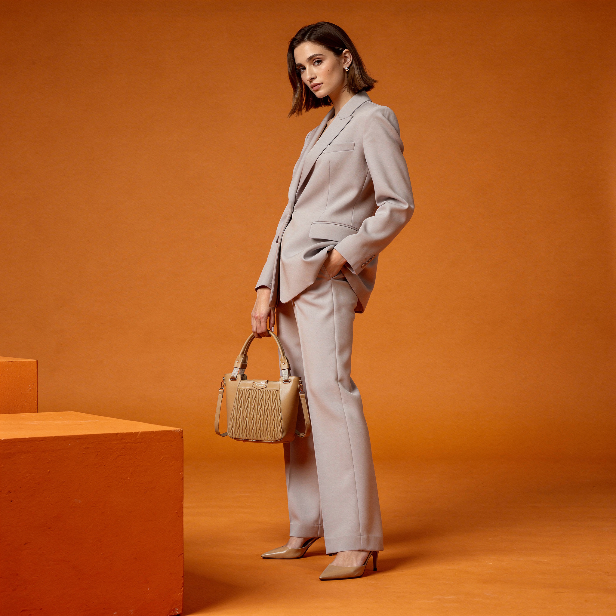 EMPORIO AURA TOTE BAG - Diana Korr 